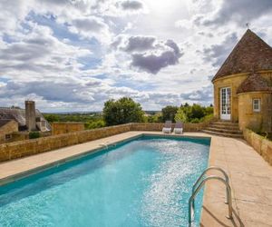 Modern Mansion in Meaulne with Private Pool Maulne France