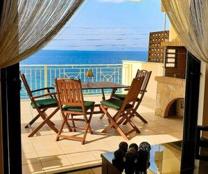 Derveni Seaside Apartment Aktaion Greece