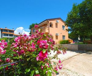 Apartments Milovan 1774 Liznjan Croatia