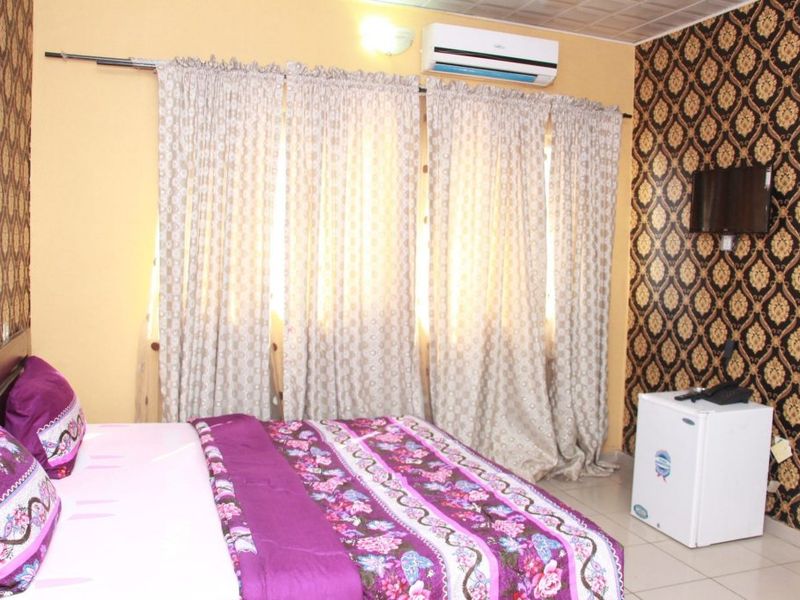 Hotel Photo 10