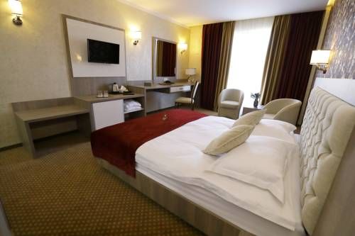 Hotel Photo 8