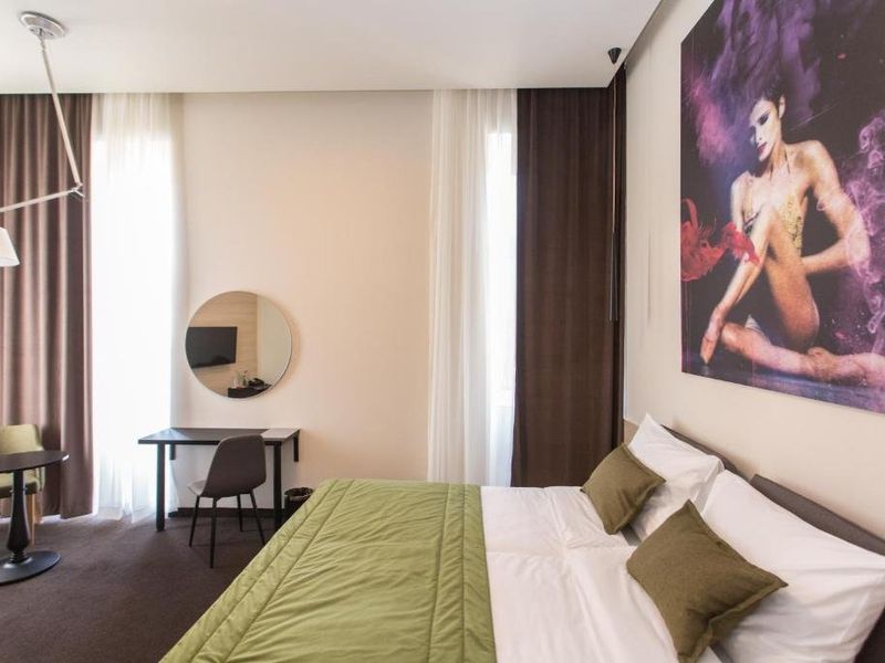 Hotel Photo 7