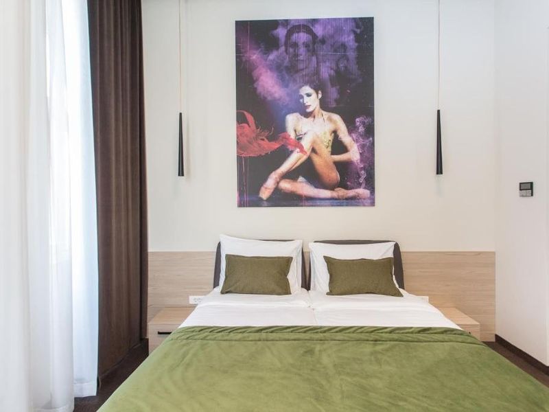 Hotel Photo 8