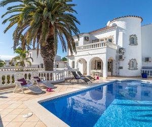 Apart-Rent Villa Cap Ras Empuriabrava Spain