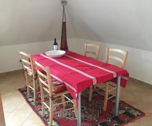 Helle und ruhige Dachgeschosswohnung Munich Germany