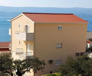 Apartments by the sea Stanici (Omis) - 2824 Omis Croatia