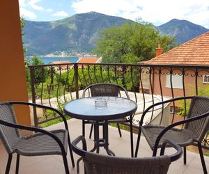 J & L Dobrota Montenegro