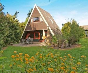 Zeltdachhaus mit grossem Grundstue Damp Germany