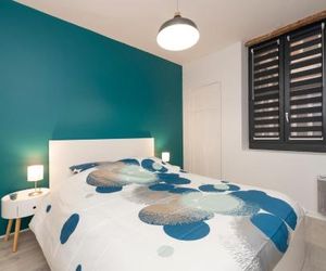 Apt Lombard Daurade Capitole Toulouse France