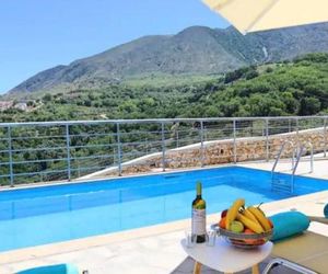 Villa Veneciana with Heated Pool Georgioupolis Greece