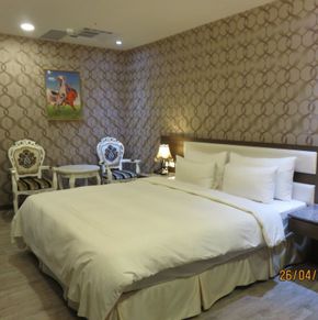 NearBy Hotel