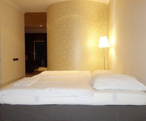 Tolstov-Hotels Luxury City Villa Neuss Germany