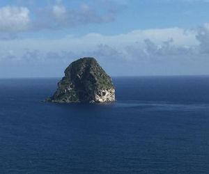 Superbe appartement T2 résidence sécurisée Le Diamant Martinique