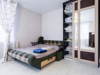 Apartament on Lomanaya 6