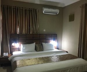 Momak 6 Hotel & Suites Awgawmbaw Nigeria