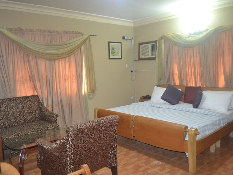 Hotel Photo 8