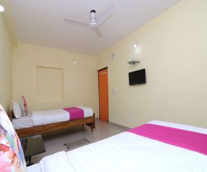 OYO 16111 G S Rest House Bodh Gaya India