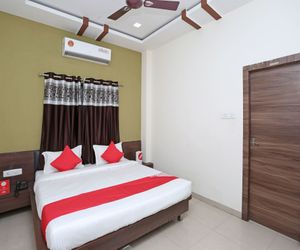 OYO 12376 Hotel Dhanraj Raipur India
