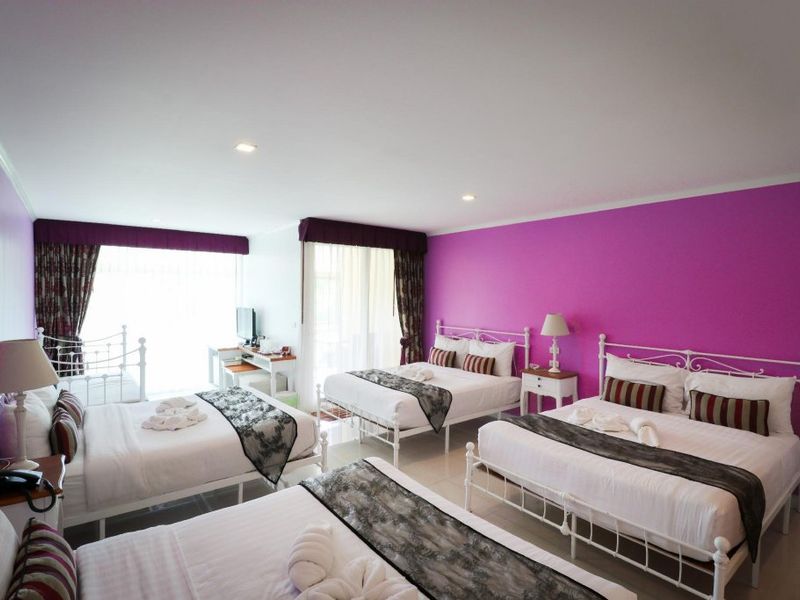Hotel Photo 9