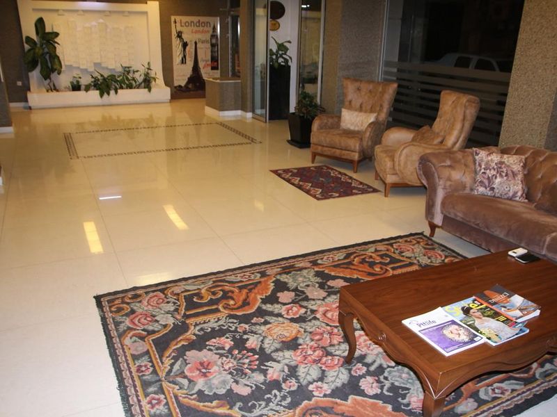 Hotel Photo 1
