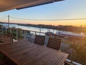 Waterline 202 Forster Australia
