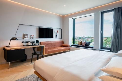 Hotel Photo 11