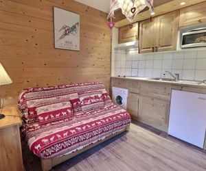 Apartment Joli studio skis aux pieds emplacement ideal Meribel-Mottaret France