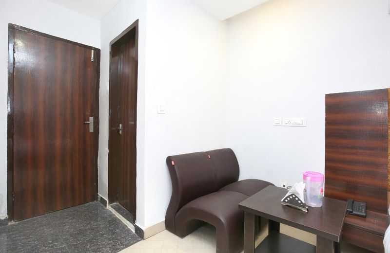 OYO 24778 Hotel 24