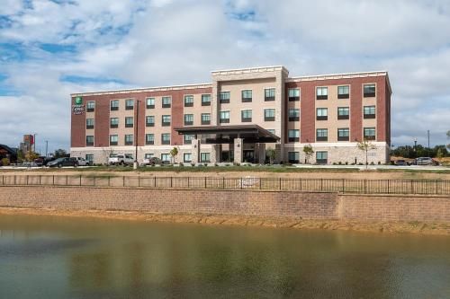 Photo of Holiday Inn Express & Suites - Wentzville St Louis West, an IHG Hotel