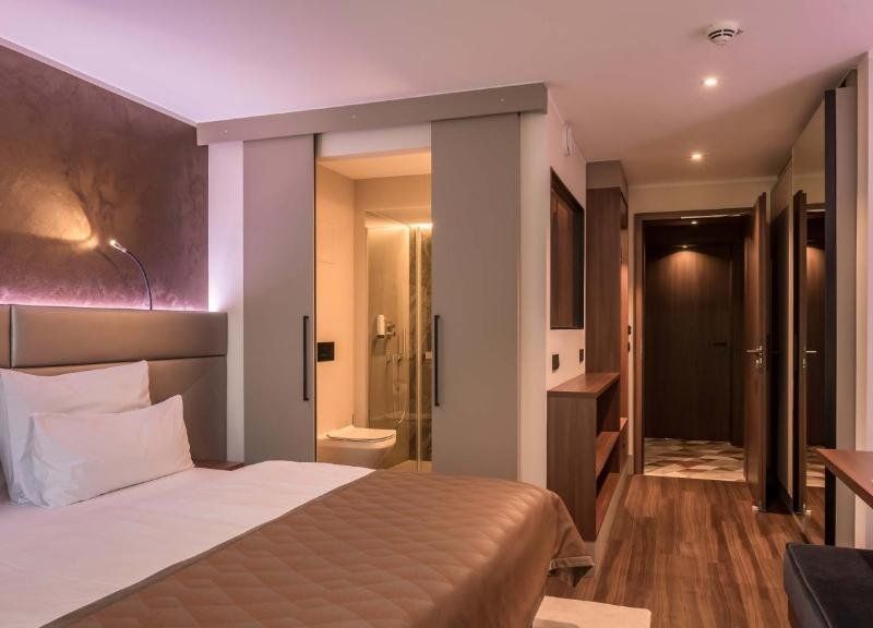 Hotel Photo 11