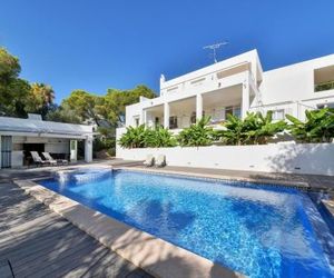 Villa Arran de Mar Cala dOr Spain