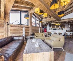 LeSavoie - 10pax - centre village Val-dIsere France