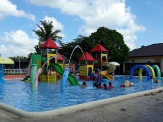 Фото отеля Sea Garden Resort Iloilo - Staycation Only