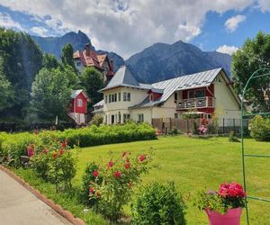 Casa Turta Dulce Busteni Romania