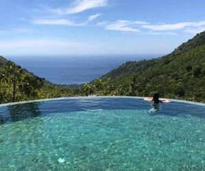 Mathis Lodge Amed Karangasem Indonesia