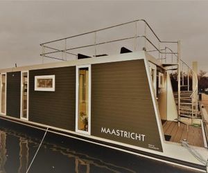 Cozy floating boatlodge "Maastricht". Maastricht Netherlands