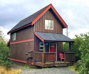 Best Coast Cabin by Natural Elements Vacation Rentals Ucluelet Canada