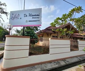 De Hanami Homestay Setrayasa Cirebon Indonesia
