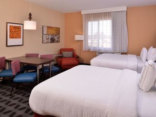 Фото отеля TownePlace Suites by Marriott St. Louis Chesterfield