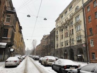 Апартаменты в центре возле метро