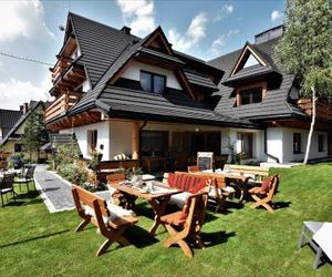 Czerwone Korale - Natural House Koscielisko Poland