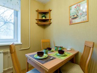 Two Bedrooms Near the Center Apartment - Двухкомнатная квартира на Васильевском острове, 5 спальных мест, RentHouse