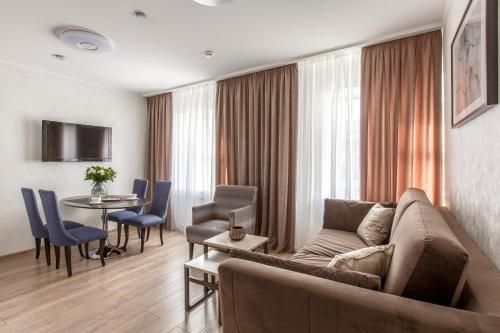 Hotel Photo 5
