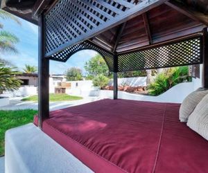 Villa CHAO private heated pool, garden, wifi, A/C Playa Blanca Spain