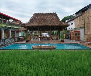 Kampung Lawasan Heritage Cottage Yogyakarta Indonesia