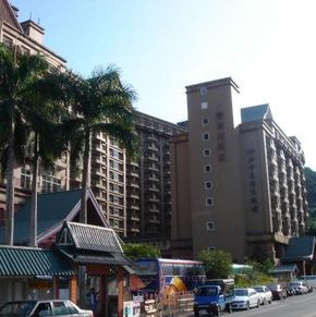 NearBy Hotel