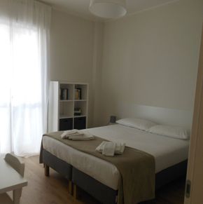 NearBy Hotel