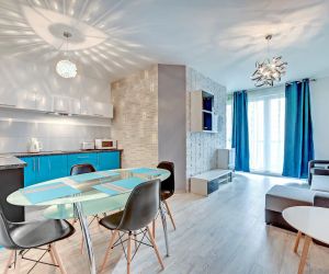 Sadova Blue by Downtown Apartments Gdansk Poland