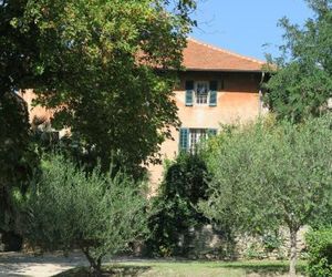 dépendance de bastide dans parc Marseille France