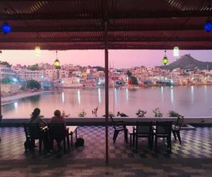 Doctor Alone Pushkar India